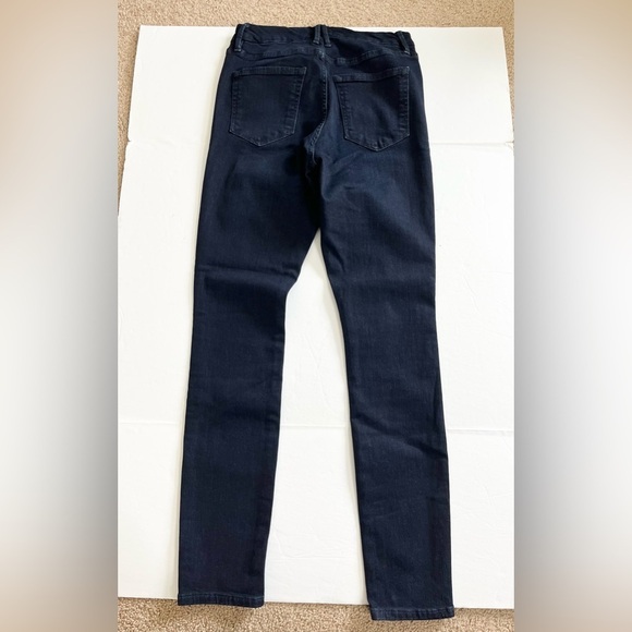 Good American Dark Wash Jeans Size 8 / 29 - Picture 4 of 8